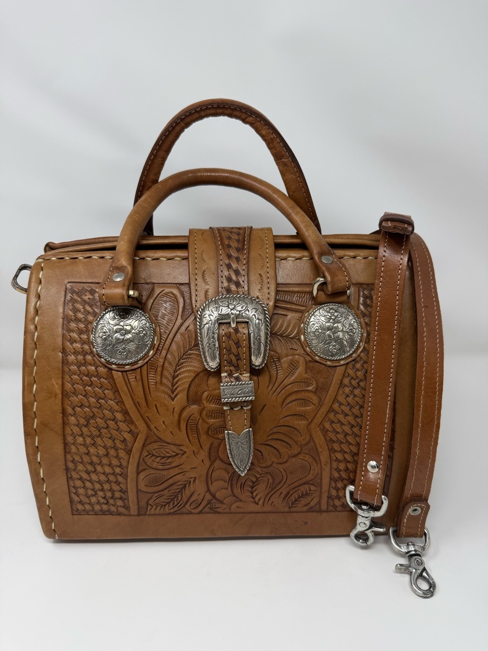 ❣️VINTAGE American West hand-tooled leather satchel